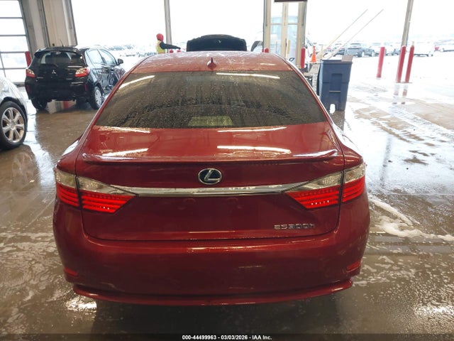 2013 Lexus Es 300h მანქანა იყიდება აუქციონზე, vin: JTHBW1GG1D2013865, აუქციონის ნომერი: 44499963