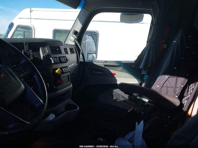 44499981 :رقم المزاد ، 1XPBDP9X2PD781370 vin ، 2023 Peterbilt 579 مزاد بيع