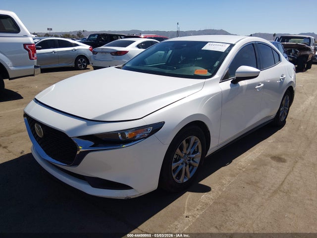 Aukcja sprzedaży 2022 Mazda Mazda3 2.5 S, vin: 3MZBPAAL4NM302699, numer aukcji: 44499985