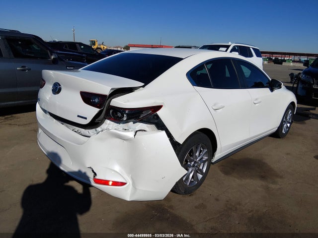 Aukcja sprzedaży 2022 Mazda Mazda3 2.5 S, vin: 3MZBPAAL4NM302699, numer aukcji: 44499985
