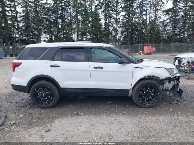 Ford Utility Police Interceptor 2016 1FM5K8AR2GGD05847 Image 14
