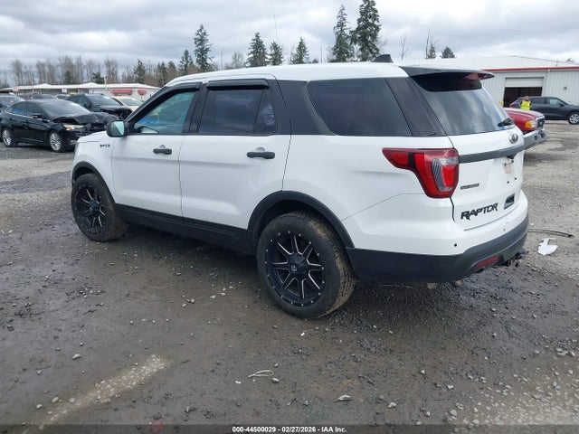 Ford Utility Police Interceptor 2016 1FM5K8AR2GGD05847 Image 3