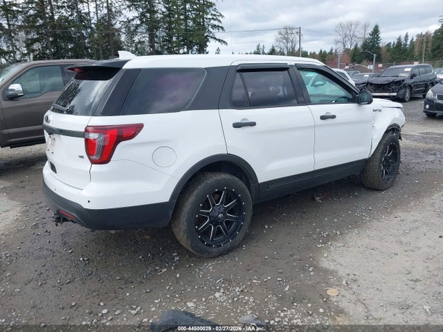 Ford Utility Police Interceptor 2016 1FM5K8AR2GGD05847 Image 4