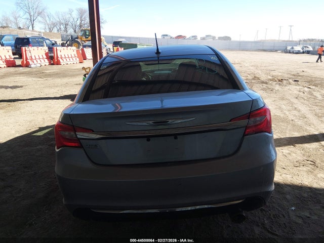 Продажа на аукционе авто 2013 Chrysler 200 Touring, vin: 1C3CCBBG3DN678071, номер лота: 44500064
