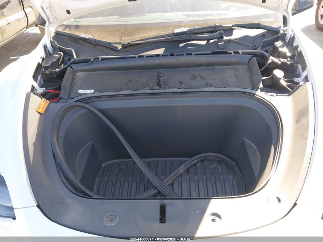 7SAYGDEF1NF406710 Tesla Model Y Performance Dual Motor All-wheel Drive