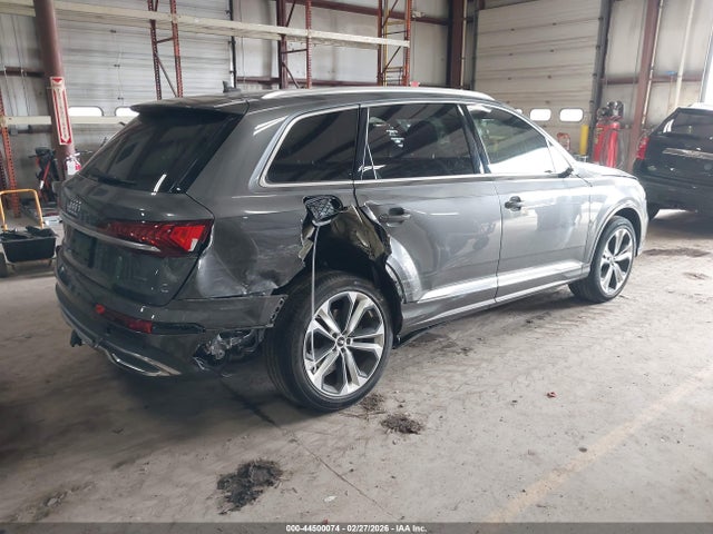 2023 Audi Q7 Premium Plus 55 Tfsi Quattro Tiptronic მანქანა იყიდება აუქციონზე, vin: WA1LXBF78PD013570, აუქციონის ნომერი: 44500074