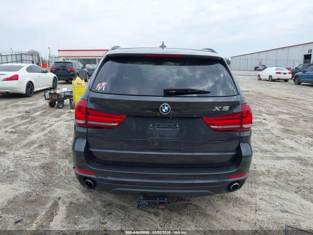 44500096 :رقم المزاد ، 5UXKR0C57F0K65902 vin ، 2015 Bmw X5 Xdrive35i مزاد بيع
