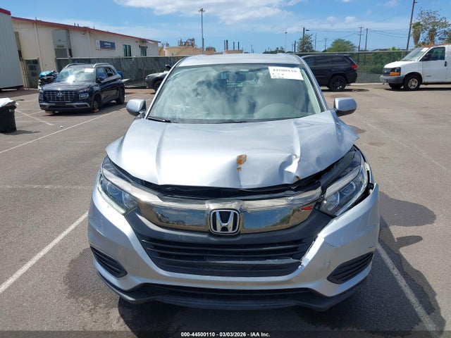 3CZRU5H32KG709660 Honda HR-V LX