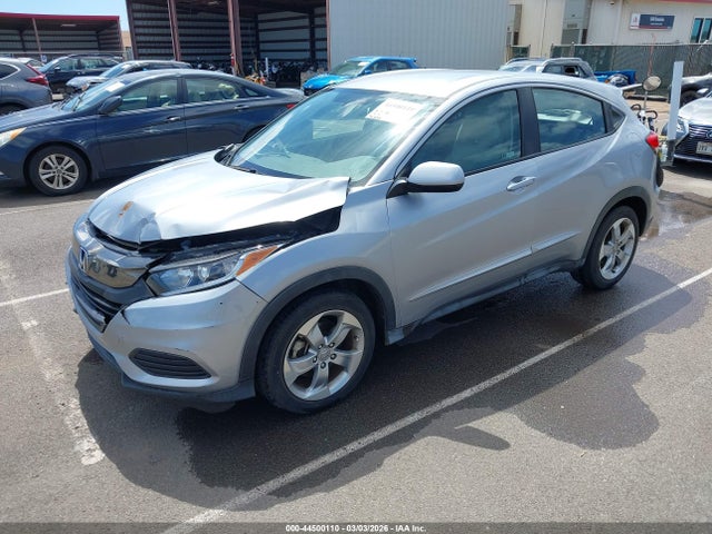 3CZRU5H32KG709660 Honda HR-V LX