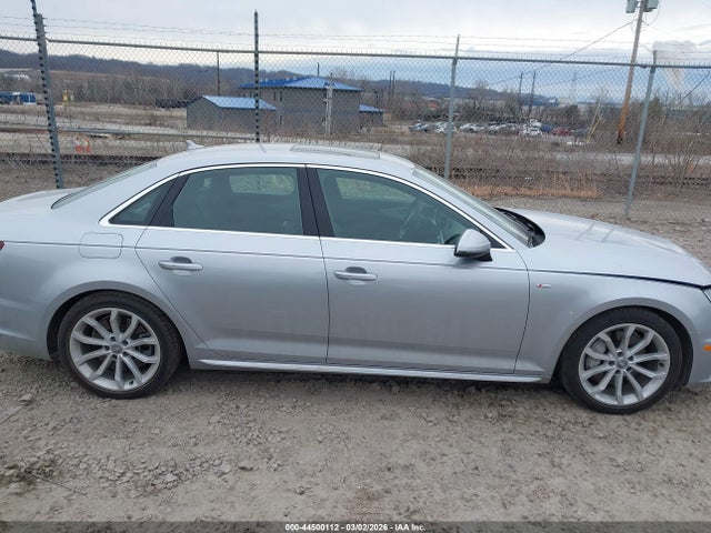 44500112 :رقم المزاد ، WAUENAF45KA110690 vin ، 2019 Audi A4 45 Premium مزاد بيع