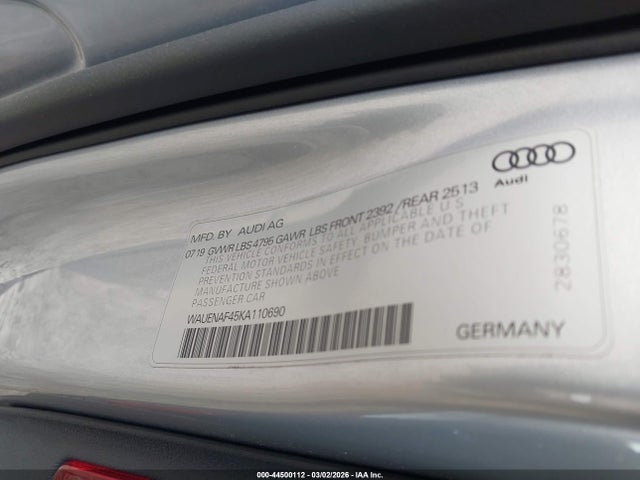 44500112 :رقم المزاد ، WAUENAF45KA110690 vin ، 2019 Audi A4 45 Premium مزاد بيع