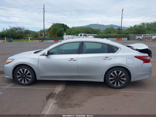 2018 Nissan Altima 2.5 Sl მანქანა იყიდება აუქციონზე, vin: 1N4AL3AP3JC122673, აუქციონის ნომერი: 44500114