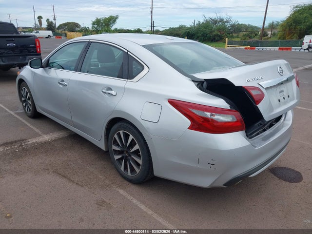 2018 Nissan Altima 2.5 Sl მანქანა იყიდება აუქციონზე, vin: 1N4AL3AP3JC122673, აუქციონის ნომერი: 44500114