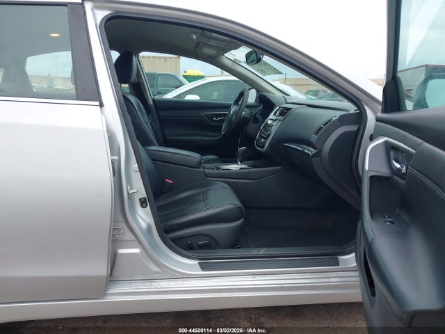 2018 Nissan Altima 2.5 Sl მანქანა იყიდება აუქციონზე, vin: 1N4AL3AP3JC122673, აუქციონის ნომერი: 44500114