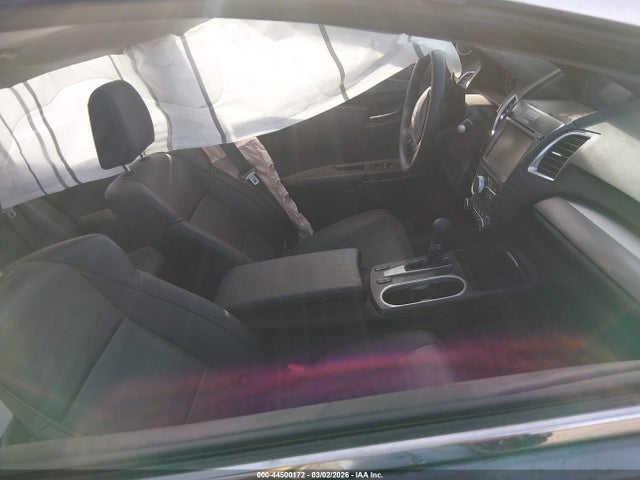 2018 ACURA RDX 5J8TB4H79JL022063 Photo 4