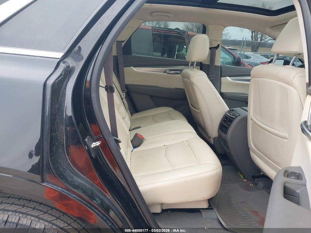 2018 CADILLAC XT5 1GYKNERS4JZ127031 Photo 7