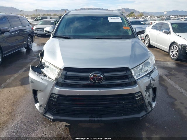 5TDKZRFH7KS333974 Toyota Highlander Se