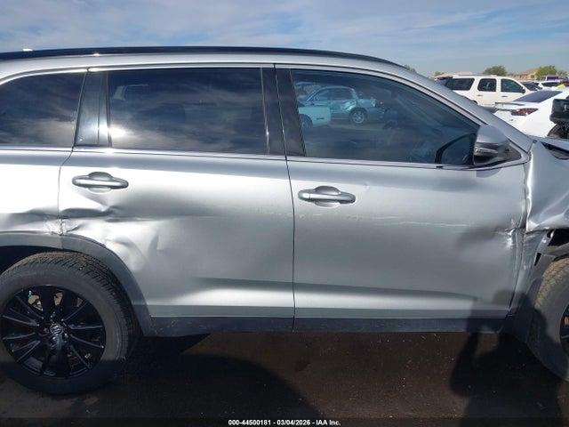 5TDKZRFH7KS333974 Toyota Highlander Se