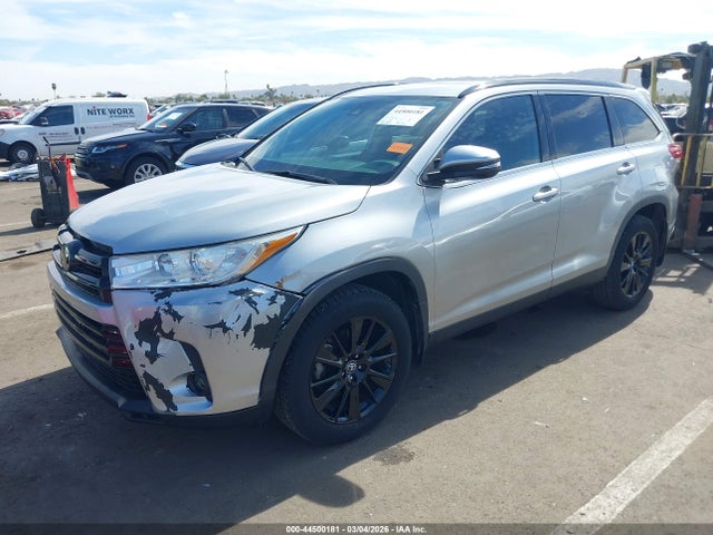 5TDKZRFH7KS333974 Toyota Highlander Se