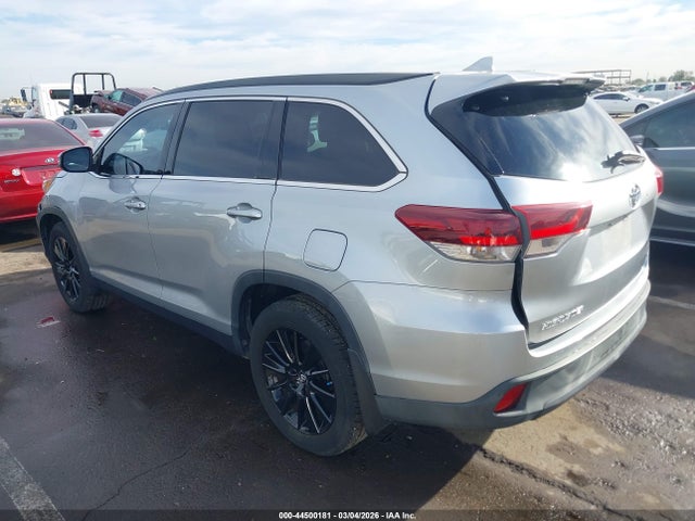 5TDKZRFH7KS333974 Toyota Highlander Se