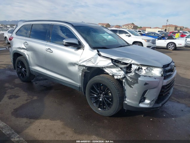 5TDKZRFH7KS333974 Toyota Highlander Se