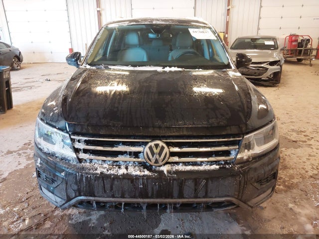 44500187 :رقم المزاد ، 3VV2B7AX5MM061176 vin ، 2021 Volkswagen Tiguan 2.0t Se/2.0t Se R-line Black/2.0t Sel مزاد بيع