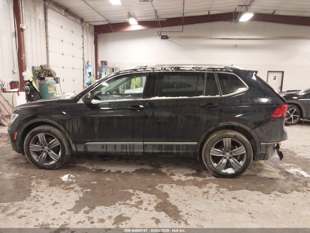 44500187 :رقم المزاد ، 3VV2B7AX5MM061176 vin ، 2021 Volkswagen Tiguan 2.0t Se/2.0t Se R-line Black/2.0t Sel مزاد بيع