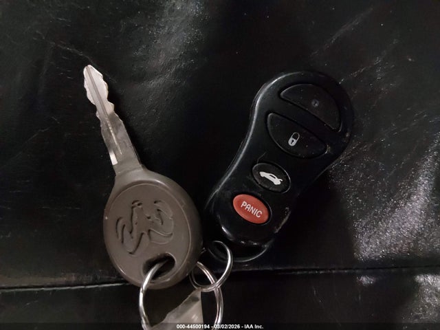 44500194 :رقم المزاد ، 2C3HD36M13H514155 vin ، 2003 Chrysler Concorde Lxi مزاد بيع