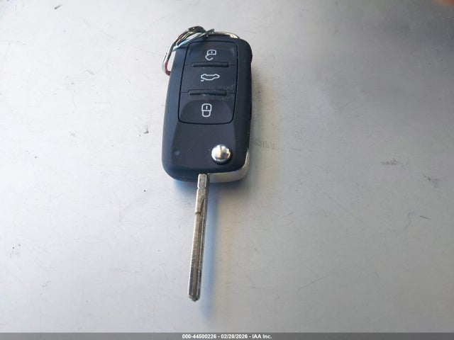 Продажа на аукционе авто 2019 Volkswagen Beetle 2.0t Final Edition Se/2.0t Final Edition Sel/2.0t S/2.0t Se, vin: 3VW5DAAT3KM507674, номер лота: 44500226