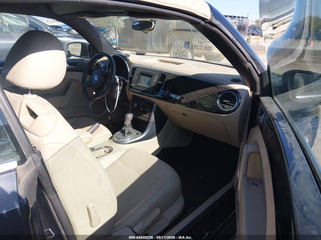Продажа на аукционе авто 2019 Volkswagen Beetle 2.0t Final Edition Se/2.0t Final Edition Sel/2.0t S/2.0t Se, vin: 3VW5DAAT3KM507674, номер лота: 44500226
