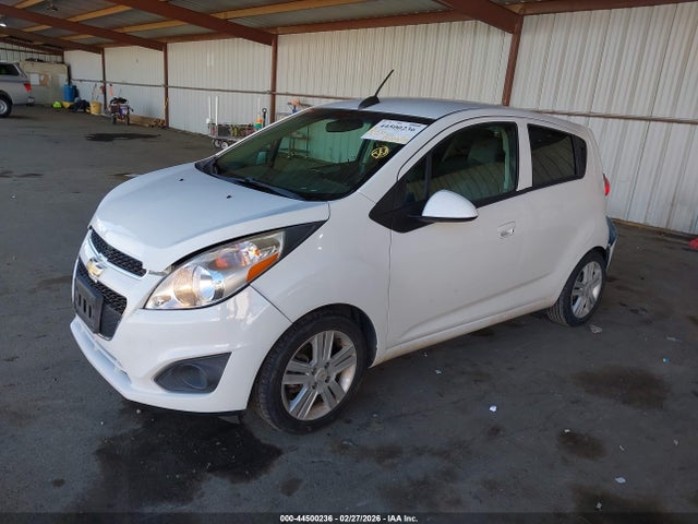 Chevrolet Spark 1lt Cvt 2015 KL8CD6S99FC788650 Image 2