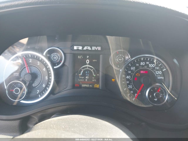 Продаж на аукціоні авто 2023 Ram 1500 Tradesman  4x4 5'7 Box, vin: 1C6SRFGT3PN553604, номер лоту: 44500252