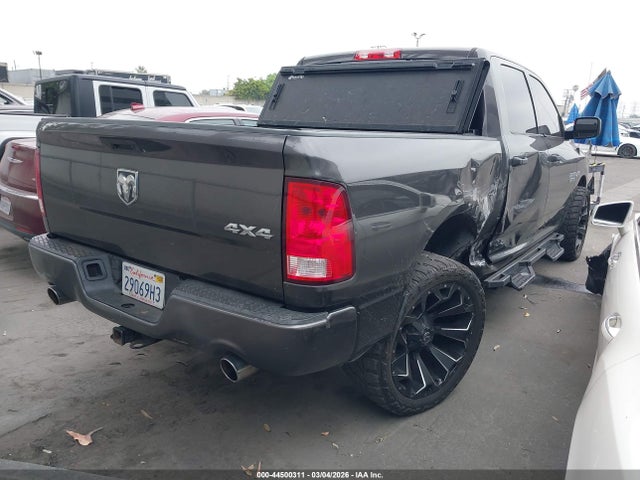 3C6RR7KT1HG523782 RAM 1500 Express 4x4 5&#039;7 Box