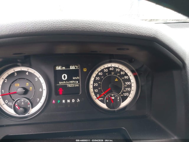 3C6RR7KT1HG523782 RAM 1500 Express 4x4 5&#039;7 Box