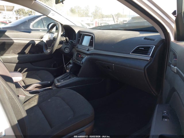 KMHD84LF7JU504293 Hyundai ELANTRA SEL