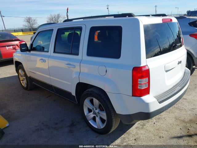 1C4NJPFA0GD792469 Jeep Patriot Latitude