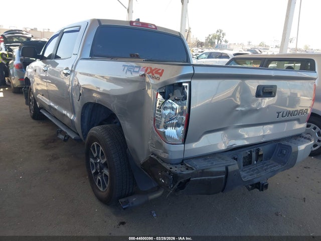 2021 TOYOTA TUNDRA 5TFHY5F12MX010339 Photo 2