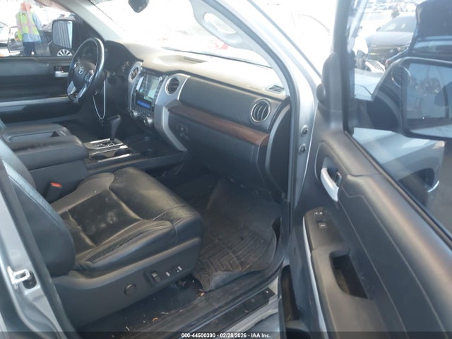 2021 TOYOTA TUNDRA 5TFHY5F12MX010339 Photo 4