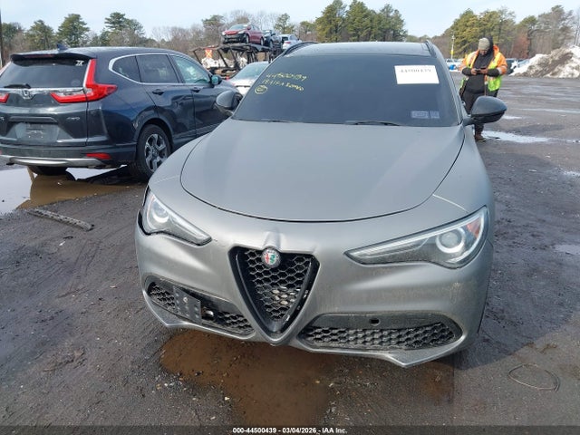 Продажа на аукционе авто 2018 Alfa Romeo Stelvio Awd, vin: ZASFAKAN9J7B78261, номер лота: 44500439