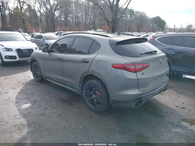 Продажа на аукционе авто 2018 Alfa Romeo Stelvio Awd, vin: ZASFAKAN9J7B78261, номер лота: 44500439
