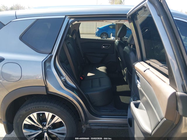 Продаж на аукціоні авто 2021 Nissan Rogue Sv Fwd, vin: 5N1AT3BA9MC775271, номер лоту: 44500440
