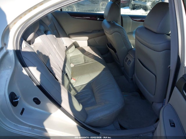 Продажа на аукционе авто 2003 Lexus Es 300, vin: JTHBF30G136012096, номер лота: 44500474