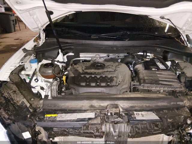 44500480 :رقم المزاد ، 3VV0B7AX2JM121241 vin ، 2018 Volkswagen Tiguan 2.0t S مزاد بيع