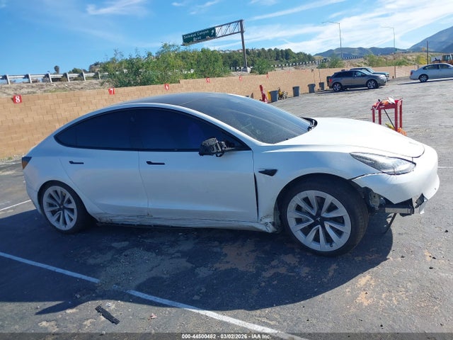 Продаж на аукціоні авто 2021 Tesla Model 3 Long Range Dual Motor All-wheel Drive, vin: 5YJ3E1EB2MF075949, номер лоту: 44500482