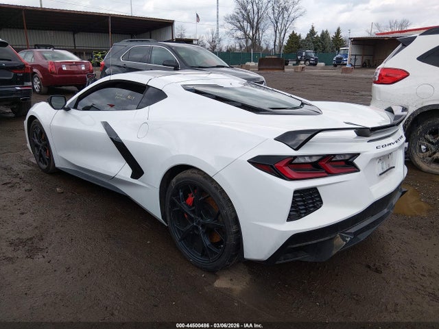 2022 CHEVROLET CORVETTE STINGRAY 1G1YB2D47N5117390 Photo 2