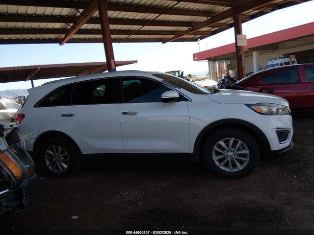 5XYPG4A37GG054961 KIA Sorento 2.4l Lx