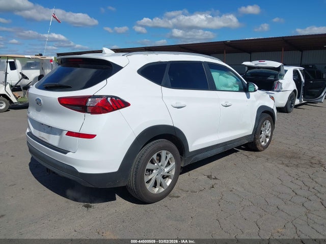 2021 HYUNDAI TUCSON KM8J33A43MU385353 Photo 3