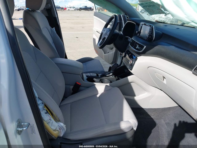 2021 HYUNDAI TUCSON KM8J33A43MU385353 Photo 4