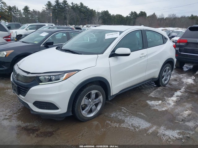 3CZRU6H38NM770765 Honda Hr-v Awd Lx