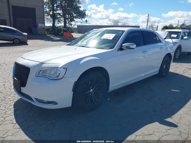2017 Chrysler 300c მანქანა იყიდება აუქციონზე, vin: 2C3CCAEG3HH570781, აუქციონის ნომერი: 44500554